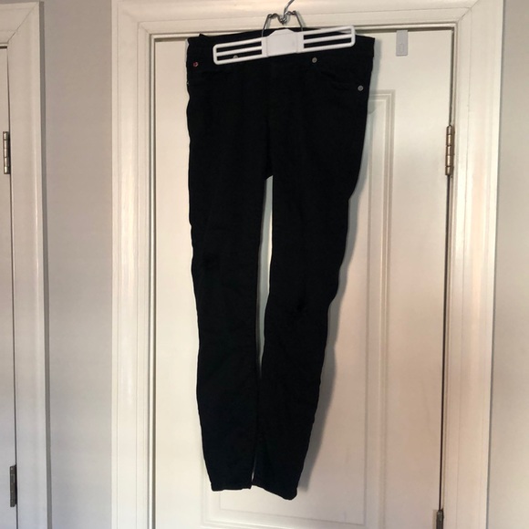 Hudson—Black denim 28 - Picture 2 of 5